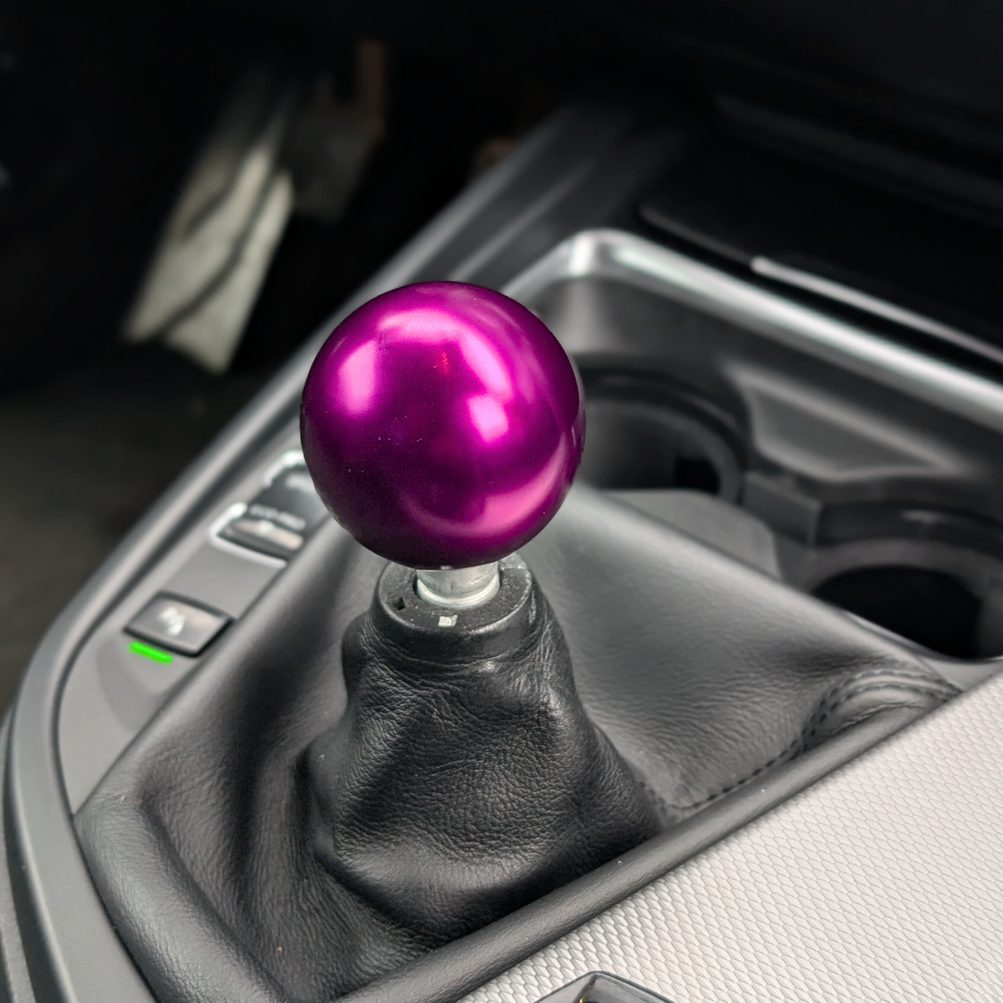 Vaihdekepin nuppi Pallo liila